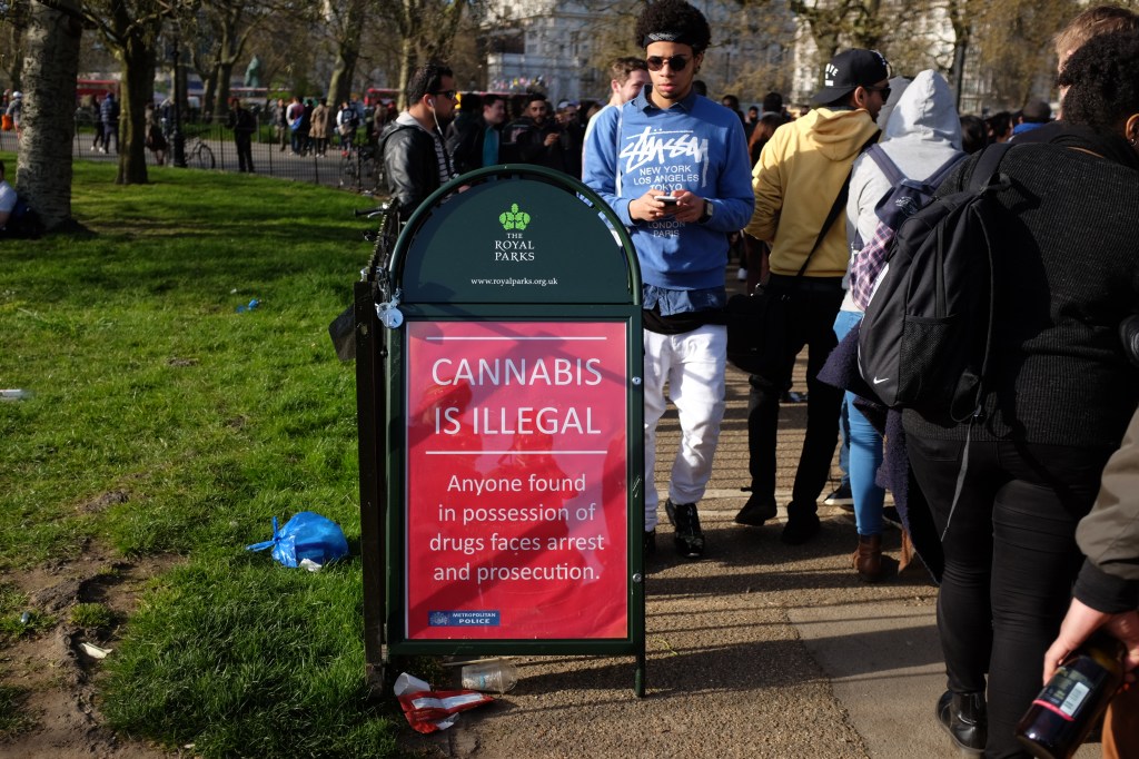 Supporting Vibes at 420 Celebration Hyde Park, London, UK&nbsp;(2016)